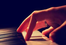 媒体人:南京今晚将在五台山体育馆庆祝队史首次打进季后赛.